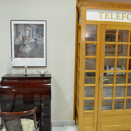 קדיז Hotel Regio 2 מראה חיצוני תמונה