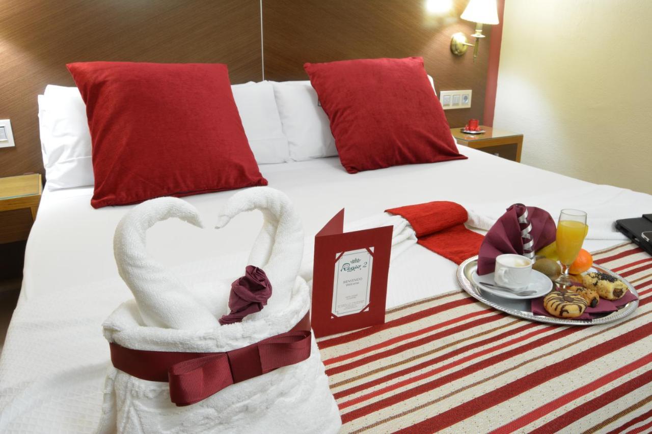 קדיז Hotel Regio 2 מראה חיצוני תמונה