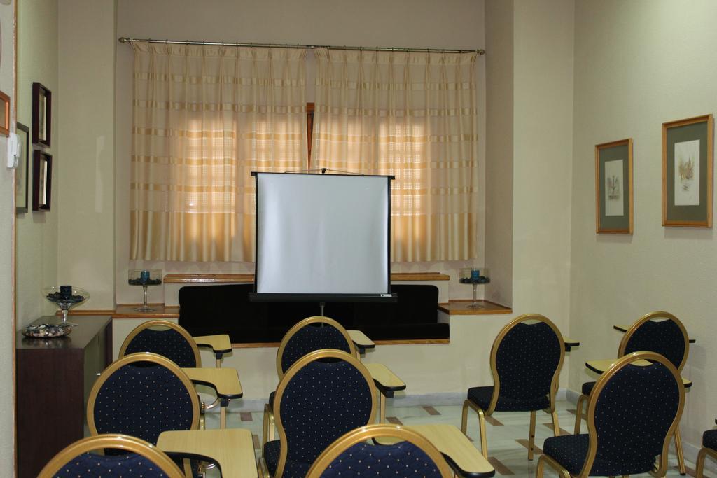 קדיז Hotel Regio 2 מראה חיצוני תמונה